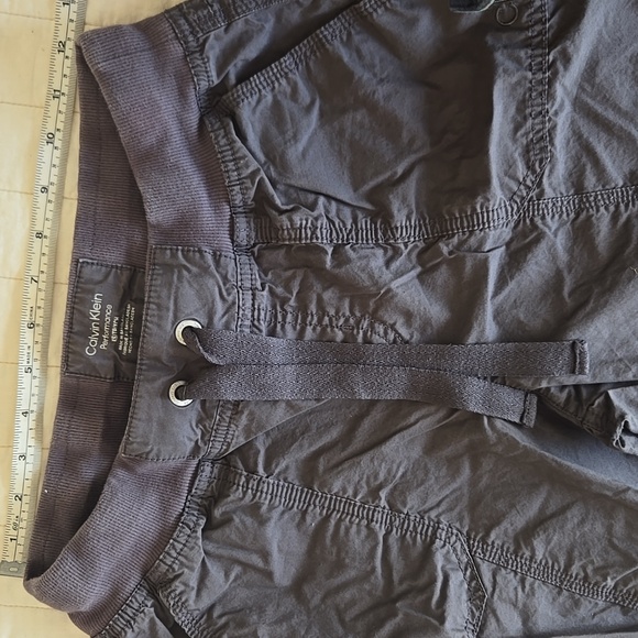 🤍 Calvin Klein Performance Poplin Capri Cargo Pants Women’s XS 100% Cotton - Picture 7 of 17